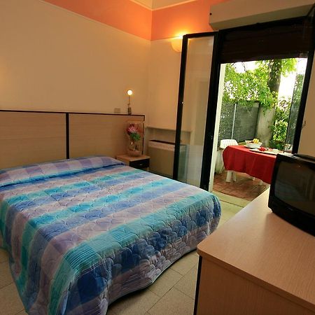 Residence Brown 里米尼 外观 照片